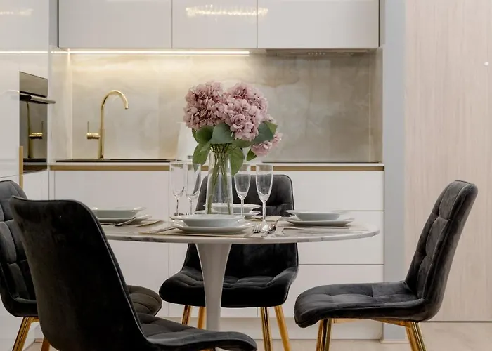 Elegant With Balcony By The Oder River In By Renters Prestige 아파트 *