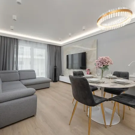Apartment Elegant With Balcony By The Oder River In By Renters Prestige *