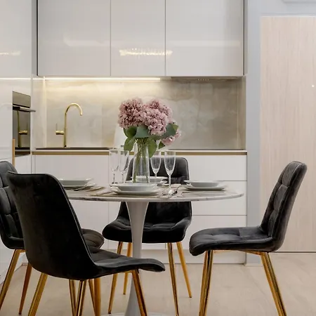 Elegant With Balcony By The Oder River In By Renters Prestige Apartament *