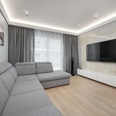 Elegant With Balcony By The Oder River In By Renters Prestige *