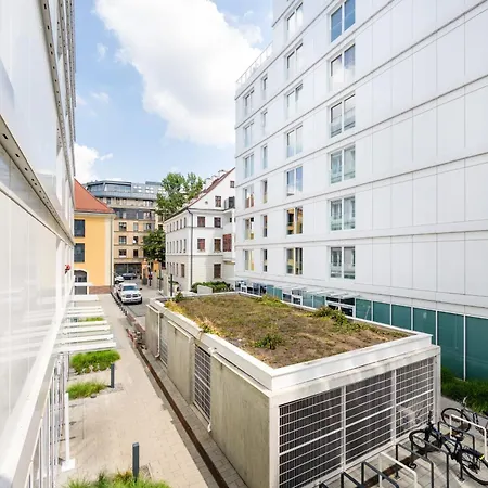 Elegant With Balcony By The Oder River In By Renters Prestige דירה ורוצלב