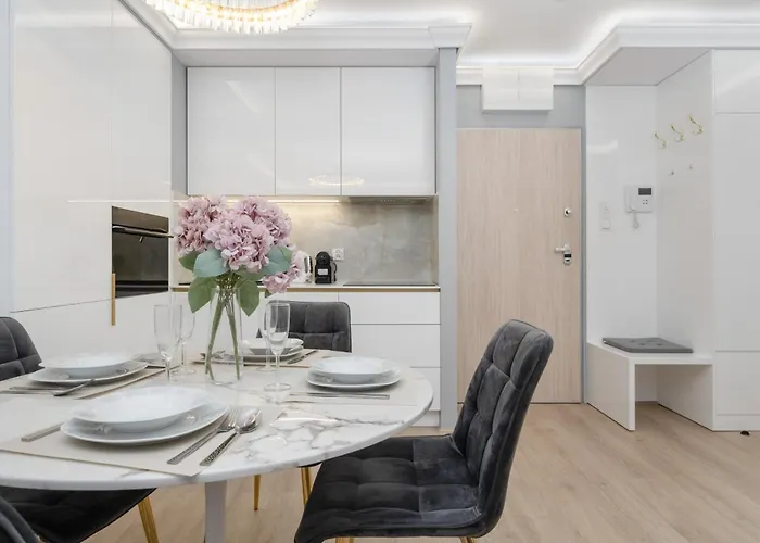 Elegant With Balcony By The Oder River In By Renters Prestige Apartament *